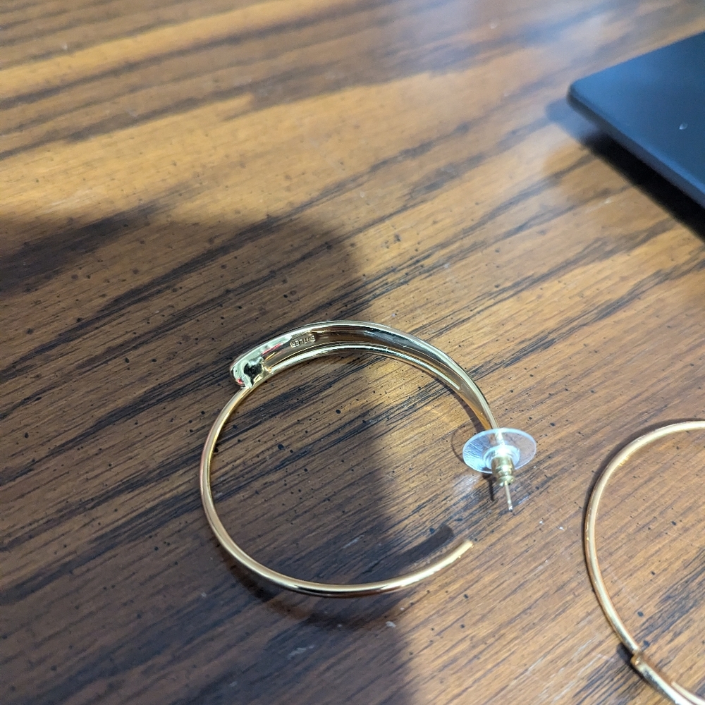 Butler Hooped Earrings - Picture 5 of 6